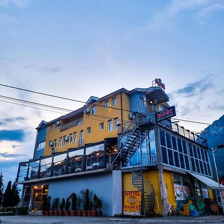 Hotel Rosi Gusinje Exterior foto